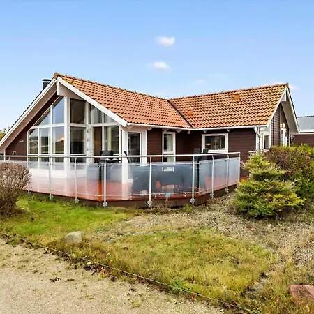 Fj1600-jaegerspris-strandleddet-32 Semesterbostad
